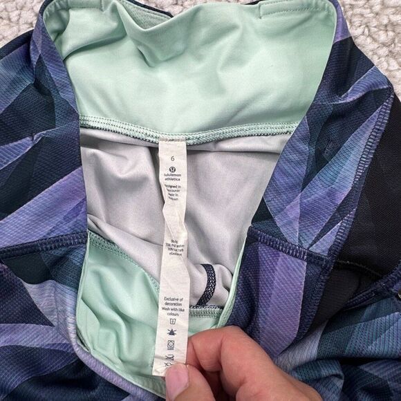 Lululemon Inspire Tight Mesh Pretty Prism Multi Purple Blue - Picture 4 of 13